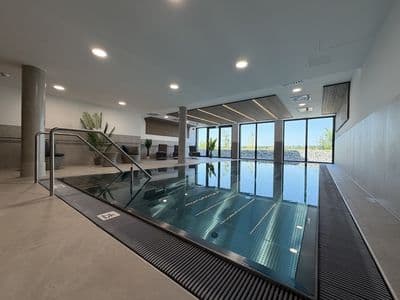 Schwimmbad3, Service-Wohnen am Zwenkauer See