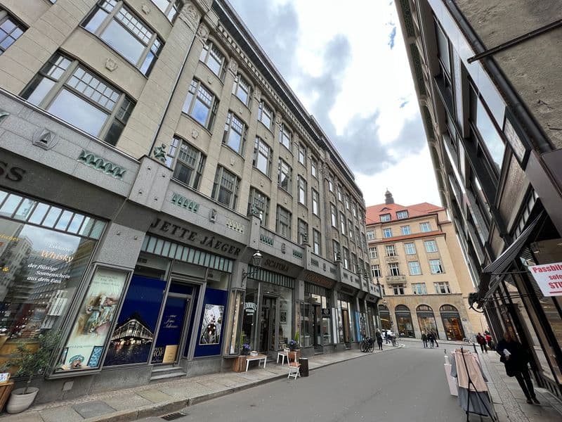 Gründerzeitliche Geschäftshaus mit fünf Geschossen, Schuhmachergäßchen in Leipzig