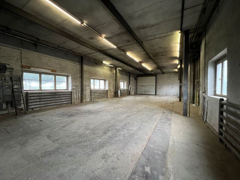 Gewerbeimmobilie in der Schulstraße in Wiedemar