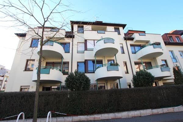 Seitenansicht, Zwei-Zimmer-Wohnung mit 47 m², offener Wohnküche und Westbalkon, Kastanienring in Leipzig-Mölkau