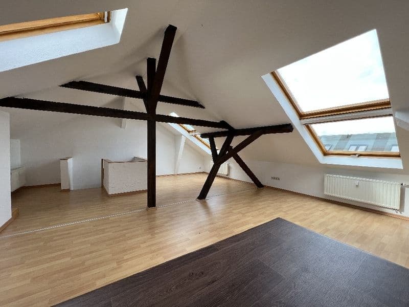 Pfotenhauer70_DGlinks_obereEbene02, Wieder zu Haben! Helle 4-Zimmer-Maisonette-Wohnung in denkmalgeschützem Mehrfamiienhaus in Dresden Johannstadt-Nord