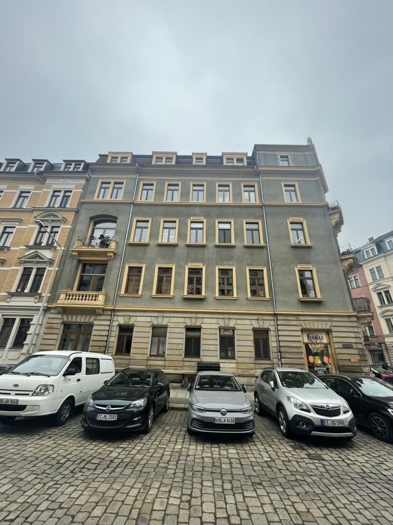 Pfotenhauer70_02, 3-Zimmer mit Balkon in der Hochparterre