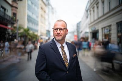 Thomas Christian Schmid in der Leipziger Innenstadt
