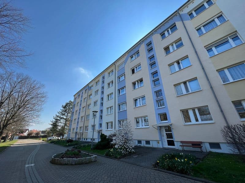 Wohnimmobilie in der Straße der Einheit in Neukieritzsch-Neukieritzsch