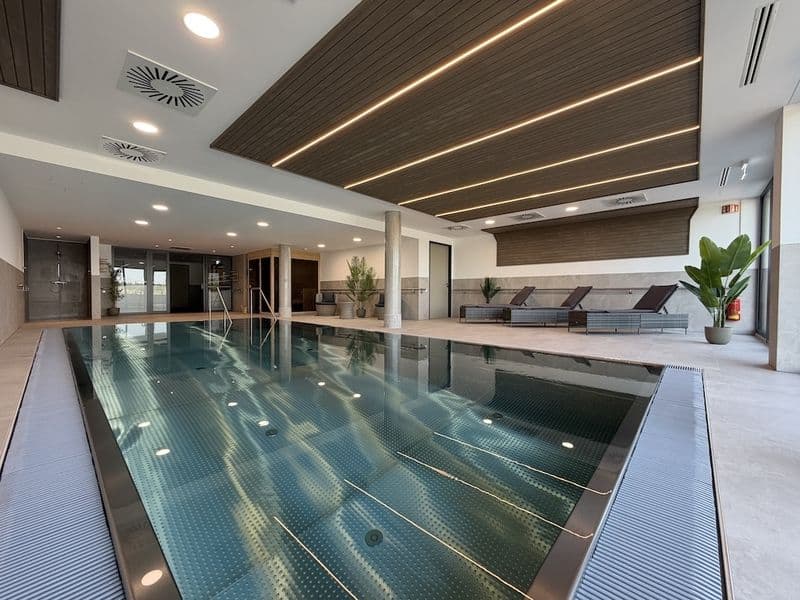 Schwimmbad6, Service-Wohnen am Zwenkauer See